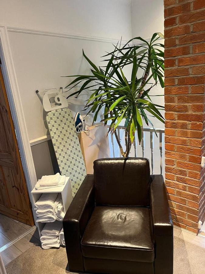 Ovington Grove 2 Fully Equipped Kitchen Free Parking 3 Bedrooms Netflix Newcastle upon Tyne Ngoại thất bức ảnh