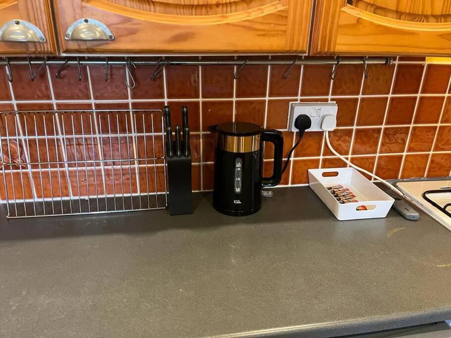 Ovington Grove 2 Fully Equipped Kitchen Free Parking 3 Bedrooms Netflix Newcastle upon Tyne Ngoại thất bức ảnh